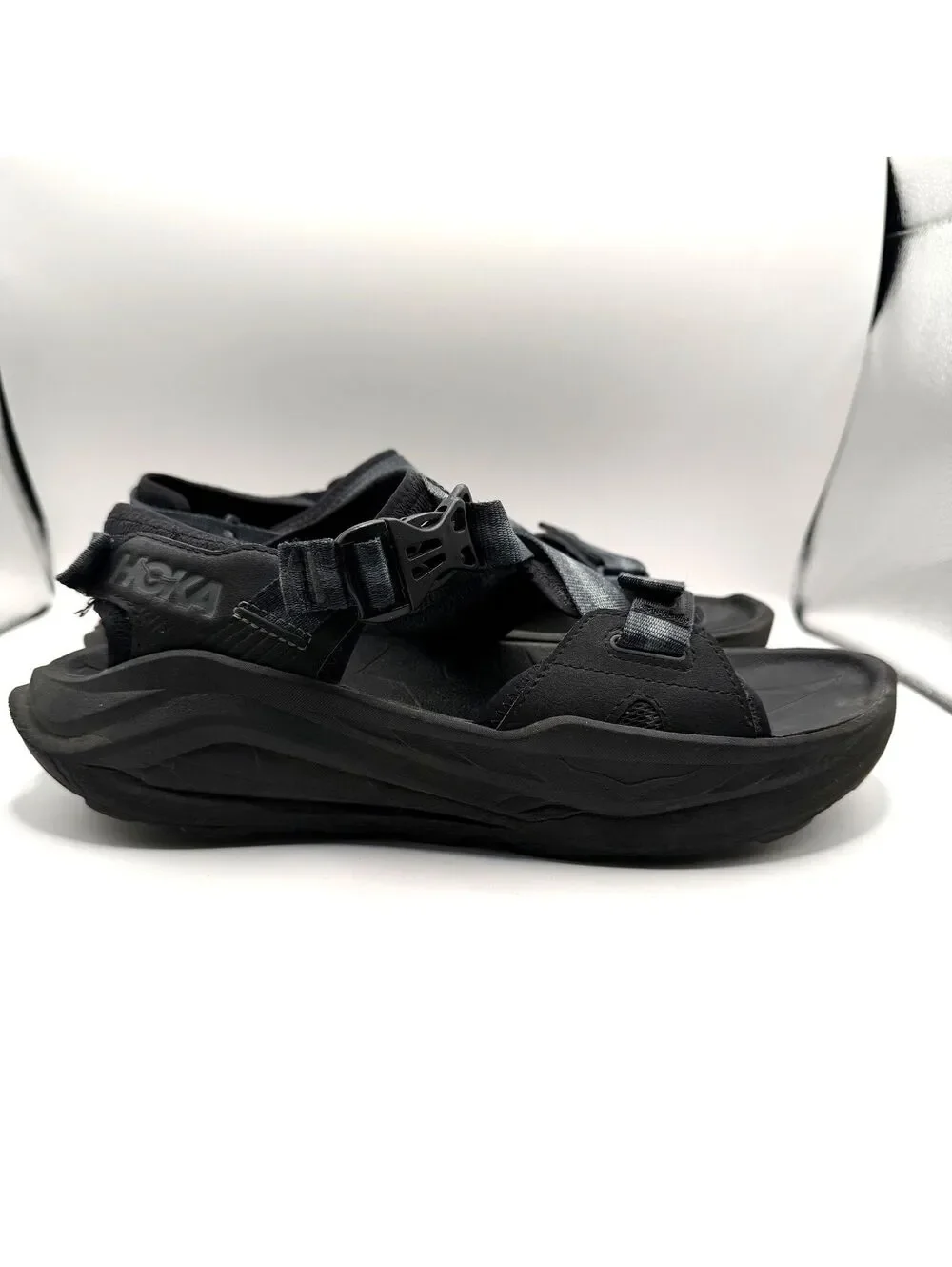 Hoka Infiniti Hike TC Men's 11.5D Black Sandals